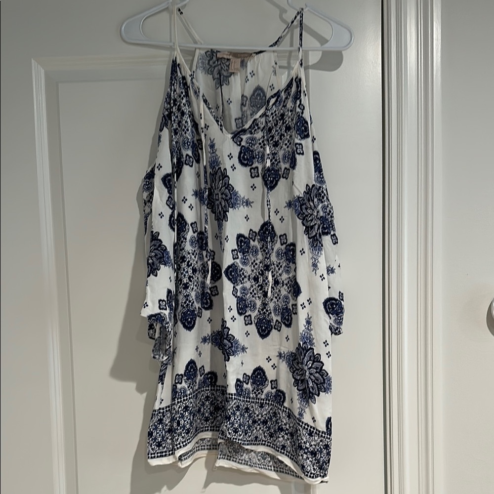 Forever 21 Blue Floral Mini Dress w/exposed shoulders and 3/4 bell sleeves